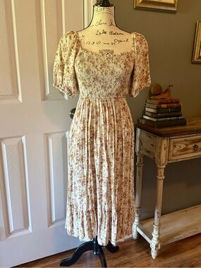 dress forum gold pleated dress | Dresses | Golden Size Small Floral dress